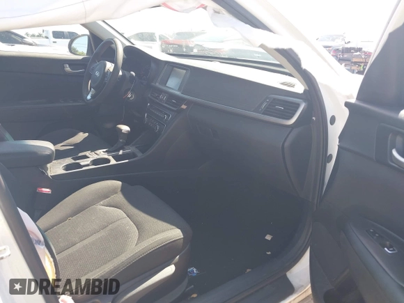 2018 Kia Optima LX with VIN 5XXGT4L33JG193537, listed as a IAAI auction lot 42033237 with 150,944 mi miles. Bid and sale history available at carsss.com. Image 5.