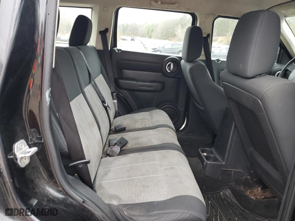 2008 Dodge Nitro SXT with VIN 1D8GU28K08W118144, listed as a Copart auction lot 51085695 with 261,610 mi miles and Clean Title. Bid and sale history available at carsss.com. Image 11.