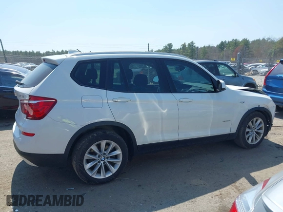 2017 BMW X3 xDrive28i z VIN 5UXWX9C52H0D96737, wystawiony jako IAAI lot #42094100 z przebiegiem 86 641 mil mil oraz . Historia ofert i sprzedaży dostępna na DreamBid. Obrazek 13.