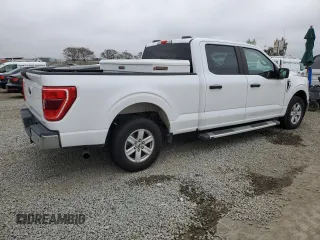 2021 Ford F-150 XL z VIN 1FTEW1CP5MKD10061, wystawiony jako Copart lot #50598155 z przebiegiem 70 055 mil mil oraz Szkoda całkowita • Salvage title. Historia ofert i sprzedaży dostępna na DreamBid. Obrazek 3.