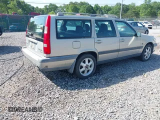 2000 Volvo V70 with VIN YV1LZ56D9Y2721437, listed as a IAAI auction lot 42455046 with 223,234 mi miles and . Bid and sale history available at DreamBid. Image 4.
