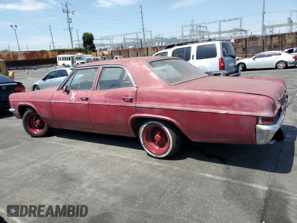 1966 Chevrolet Impala z VIN 164696D136646, wystawiony jako Copart lot #65637205 z przebiegiem 32 333 mil mil oraz Czysty tytuł • Clean title. Historia ofert i sprzedaży dostępna na DreamBid. Obrazek 2.