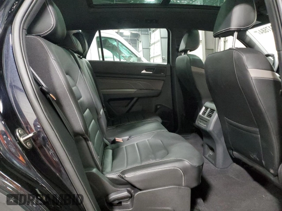 2023 Volkswagen Atlas SEL Premium R-Line с VIN 1V2FE2CA8PC223437, выставлен на аукционе Copart как лот 84417584 с пробегом 25 368 миль миль и Списание • Salvage title. История ставок и продаж доступна на DreamBid. Изображение 12.