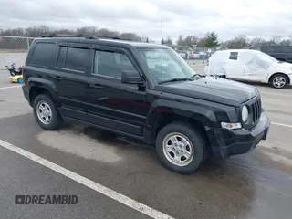 2014 Jeep Patriot Sport with VIN 1C4NJRBB4ED534026, listed as a IAAI auction lot 41850049 with 178,989 mi miles. Bid and sale history available at carsss.com. Image 1.
