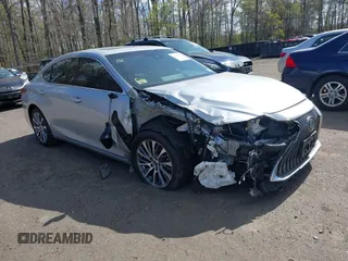 2019 Lexus ES 350 with VIN 58ABZ1B16KU043963, listed as a IAAI auction lot 42042302 with 67,412 mi miles and . Bid and sale history available at DreamBid. Image 1.