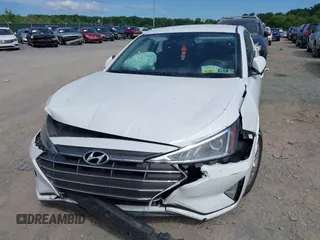 2020 Hyundai Elantra SE with VIN 5NPD74LF6LH530453, listed as a IAAI auction lot 39619733 with 56,233 mi miles. Bid and sale history available at carsss.com. Image 12.