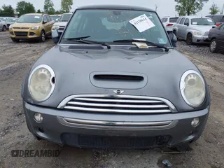 2006 MINI Hardtop S with VIN WMWRE33576TL20826, listed as a IAAI auction lot 42130614 with 160,938 mi miles and . Bid and sale history available at DreamBid. Image 14.