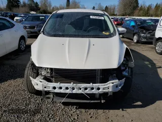 2016 Ford Escape SE z VIN 1FMCU0G73GUB48369, wystawiony jako Copart lot #47526865 z przebiegiem 105 186 mil mil oraz Szkoda całkowita • Salvage title. Historia ofert i sprzedaży dostępna na DreamBid. Obrazek 5.