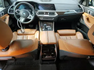 2021 BMW X5 xDrive40i z VIN 5UXCR6C05M9E78676, wystawiony jako Copart lot #60026475 z przebiegiem 50 772 mil mil oraz Szkoda całkowita • Salvage title. Historia ofert i sprzedaży dostępna na DreamBid. Obrazek 8.