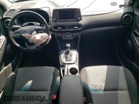 2020 Hyundai Kona SEL with VIN KM8K22AA7LU470072, listed as a Copart auction lot 65822584 with 18,043 mi miles and Salvage title. Bid and sale history available at DreamBid. Image 8.