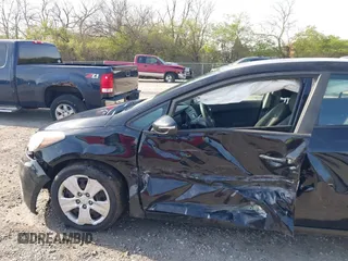 2016 Kia Forte 5-Door LX with VIN KNAFK5A86G5597042, listed as a IAAI auction lot 42032937 with 145,137 mi miles. Bid and sale history available at carsss.com. Image 6.