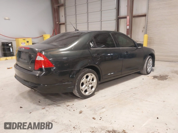 2010 Ford Fusion SE with VIN 3FAHP0HG9AR346104, listed as a IAAI auction lot 42826691 with 185,765 mi miles and . Bid and sale history available at DreamBid. Image 4.