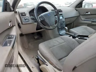 2010 Volvo C30 с VIN YV1672MKXA2178530, выставлен на аукционе Copart как лот 59563695 с пробегом 165 601 миль миль и Списание • Salvage title. История ставок и продаж доступна на DreamBid. Изображение 8.