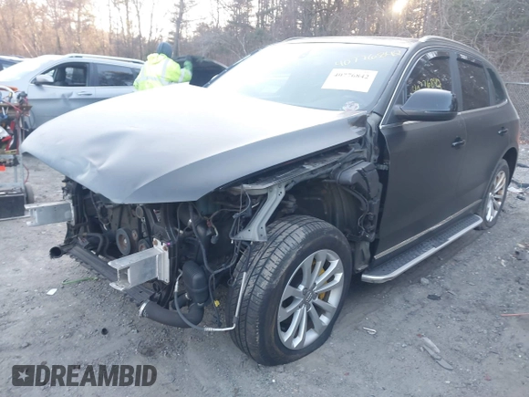 2014 Audi Q5 Premium Plus z VIN WA1LFAFP0EA014739, wystawiony jako IAAI lot #40776842 z przebiegiem 178 365 mil mil oraz . Historia ofert i sprzedaży dostępna na DreamBid. Obrazek 2.