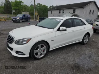 2014 Mercedes-Benz E 350 Luxury with VIN WDDHF8JB1EA814827, listed as a Copart auction lot 54830405 with 120,332 mi miles and Clean Title. Bid and sale history available at DreamBid. Image 1.