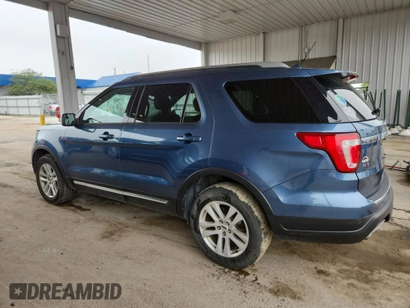 2018 Ford Explorer XLT with VIN 1FM5K8D89JGA78862, listed as a Copart auction lot 59912235 with 132,897 mi miles and Salvage title. Bid and sale history available at DreamBid. Image 2.