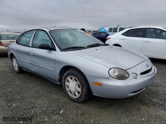 1997 Ford Taurus G with VIN 1FALP51UXVG156140, listed as a Copart auction lot 46141965 with 0 mi miles and Clean Title. Bid and sale history available at carsss.com. Image 4.