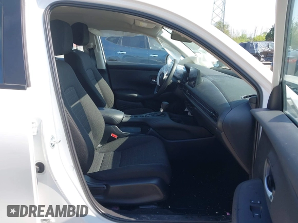 2024 Honda HR-V LX with VIN 3CZRZ2H33RM760273, listed as a IAAI auction lot 42275649 with 22,478 mi miles and . Bid and sale history available at DreamBid. Image 5.