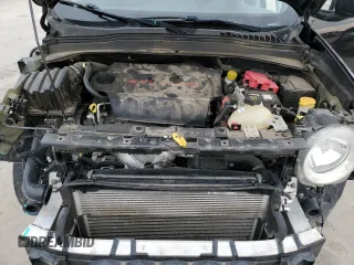 2020 Jeep Renegade Latitude with VIN ZACNJBBB3LPM07156, listed as a Copart auction lot 47897465 with 43,988 mi miles and Salvage title. Bid and sale history available at DreamBid. Image 11.