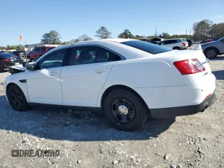 2016 Ford Police Interceptor with VIN 1FAHP2MT8GG154672, listed as a Copart auction lot 42937955 with 113,176 mi miles and Clean title. Bid and sale history available at DreamBid. Image 2.