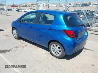 2015 Toyota Yaris L z VIN VNKKTUD36FA036488, wystawiony jako IAAI lot #42307446 z przebiegiem 108 560 mil mil oraz . Historia ofert i sprzedaży dostępna na DreamBid. Obrazek 3.