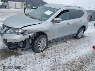 2020 Nissan Rogue SV with VIN JN8AT2MV3LW142622, listed as a IAAI auction lot 41617622 with 70,135 mi miles. Bid and sale history available at carsss.com. Image 17.