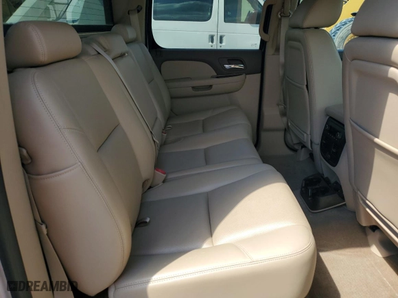 2011 Chevrolet Avalanche LTZ with VIN 3GNMCGE09BG396736, listed as a Copart auction lot 58694094 with 108,372 mi miles and Salvage Title. Bid and sale history available at carsss.com. Image 10.