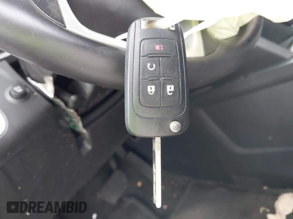 2015 Chevrolet Equinox LT z VIN 1GNALBEK5FZ132880, wystawiony jako IAAI lot #42282865 z przebiegiem 67 319 mil mil oraz . Historia ofert i sprzedaży dostępna na DreamBid. Obrazek 11.