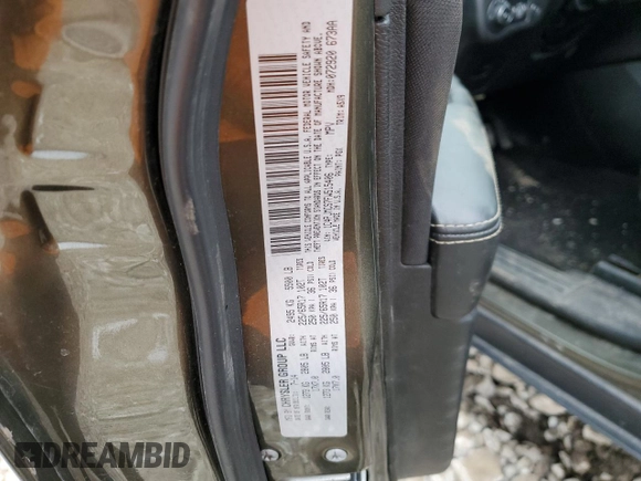 2015 Jeep Cherokee Latitude z VIN 1C4PJMCS7FW515406, wystawiony jako Copart lot #52331155 z przebiegiem 129 815 mil mil oraz Szkoda całkowita • Salvage title. Historia ofert i sprzedaży dostępna na DreamBid. Obrazek 14.