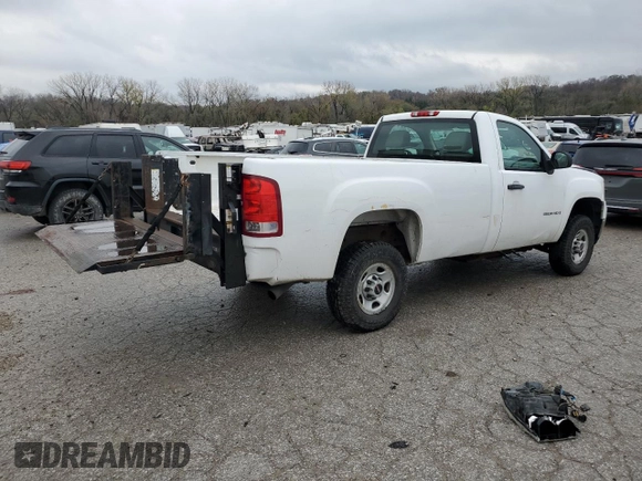 2009 GMC Sierra 1500 with VIN 1GTHC44K79E142956, listed as a Copart auction lot 80669944 with 309,022 mi miles and Salvage Title. Bid and sale history available at DreamBid. Image 3.