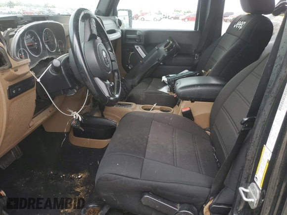 2011 Jeep Wrangler Unlimited Rubicon z VIN 1J4BA6H16BL615993, wystawiony jako Copart lot #55420275 z przebiegiem 200 403 mil mil oraz Szkoda całkowita • Salvage title. Historia ofert i sprzedaży dostępna na DreamBid. Obrazek 7.