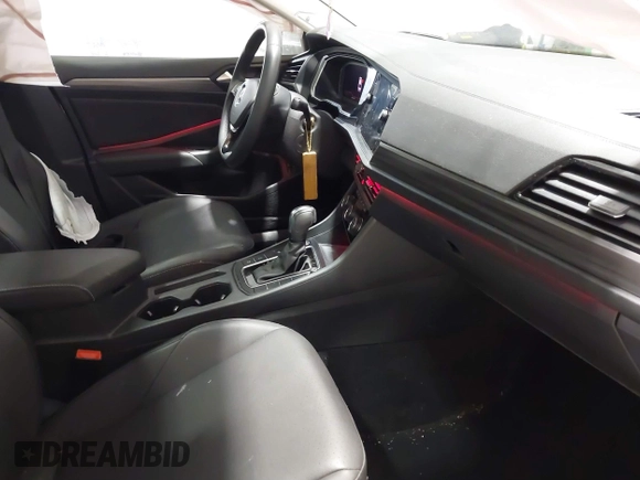 2020 Volkswagen Jetta SEL z VIN 3VWE57BU0LM087350, wystawiony jako IAAI lot #41581637 z przebiegiem 60 528 mil mil oraz . Historia ofert i sprzedaży dostępna na DreamBid. Obrazek 5.