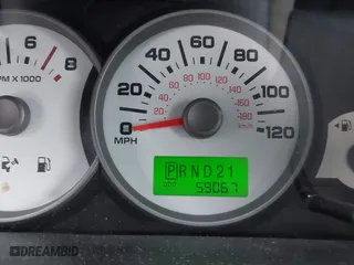 2005 Ford Escape XLT with VIN 1FMYU93125KD27166, listed as a IAAI auction lot 41892715 with 59,067 mi miles. Bid and sale history available at carsss.com. Image 16.
