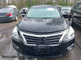 2013 Nissan Altima 2.5 SL with VIN 1N4AL3AP6DC120548, listed as a IAAI auction lot 41948141 with 257,801 mi miles. Bid and sale history available at carsss.com. Image 12.