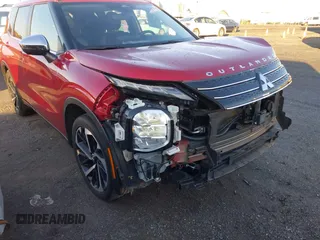 2022 Mitsubishi Outlander SE with VIN JA4J4UA87NZ030792, listed as a IAAI auction lot 41032727 with 30,345 mi miles. Bid and sale history available at carsss.com. Image 6.