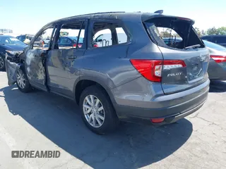 2019 Honda Pilot LX with VIN 5FNYF5H18KB016902, listed as a IAAI auction lot 42003059 with 0 mi miles. Bid and sale history available at carsss.com. Image 3.