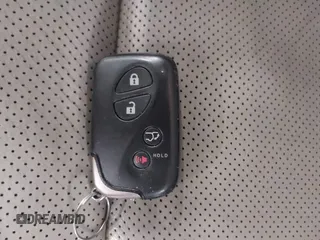 2010 Lexus RX 350 z VIN 2T2ZK1BA6AC026294, wystawiony jako IAAI lot #42462573 z przebiegiem 171 392 mil mil oraz . Historia ofert i sprzedaży dostępna na DreamBid. Obrazek 11.