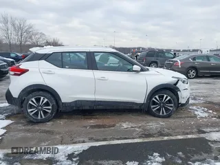 2019 Nissan Kicks S with VIN 3N1CP5CU0KL542096, listed as a IAAI auction lot 41390268 with 115,861 mi miles and . Bid and sale history available at carsss.com. Image 13.