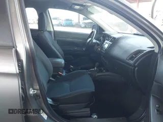 2015 Mitsubishi Outlander ES z VIN 4A4AP3AU7FE042477, wystawiony jako IAAI lot #42243771 z przebiegiem 114 331 mil mil oraz . Historia ofert i sprzedaży dostępna na DreamBid. Obrazek 5.