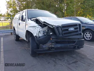 2008 Ford F-150 XL with VIN 1FTRF14W98KB87331, listed as a IAAI auction lot 40583789 with 106,402 mi miles. Bid and sale history available at carsss.com. Image 6.