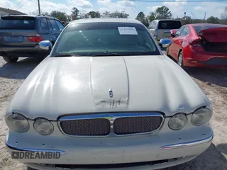 2007 Jaguar XJ with VIN SAJWA79B27SH14560, listed as a IAAI auction lot 41442056 with 1 mi miles. Bid and sale history available at carsss.com. Image 10.