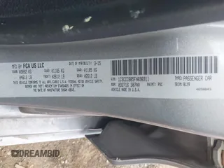 2015 Chrysler 200 S с VIN 1C3CCCBB5FN696911, выставлен на аукционе IAAI как лот 42394373 с пробегом 142 101 миль миль и . История ставок и продаж доступна на DreamBid. Изображение 9.