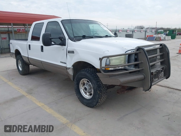 2002 Ford Super Duty F-250 XL with VIN 1FTNW21F52ED46120, listed as a IAAI auction lot 41681768 with 242,053 mi miles. Bid and sale history available at carsss.com. Image 1.