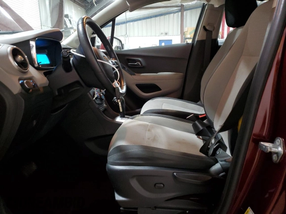 2016 Chevrolet Trax LS z VIN 3GNCJNSB5GL257875, wystawiony jako Copart lot #49535085 z przebiegiem 125 556 mil mil oraz Szkoda całkowita • Salvage title. Historia ofert i sprzedaży dostępna na DreamBid. Obrazek 7.