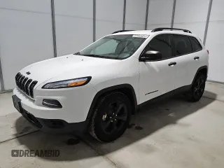 2017 Jeep Cherokee Altitude z VIN 1C4PJLAS5HW593487, wystawiony jako Copart lot #56229345 z przebiegiem 75 204 mil mil oraz Czysty tytuł • Clean title. Historia ofert i sprzedaży dostępna na DreamBid. Obrazek 1.