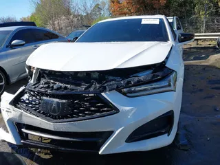 2022 Acura TLX w/A-Spec Package with VIN 19UUB6F52NA002062, listed as a IAAI auction lot 41853469 with 77,301 mi miles and . Bid and sale history available at DreamBid. Image 12.