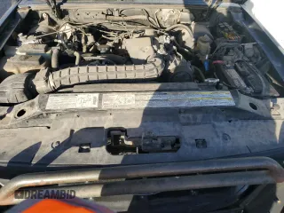 2000 Ford Explorer с VIN 1FMYU70X7YUA55302, выставлен на аукционе Copart как лот 43833945 с пробегом 200 113 миль миль и Списание • Salvage title. История ставок и продаж доступна на DreamBid. Изображение 11.