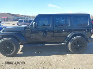 2018 Jeep Wrangler Unlimited Sahara z VIN 1C4HJXEG9JW216717, wystawiony jako IAAI lot #40908017 z przebiegiem 87 954 mil mil oraz . Historia ofert i sprzedaży dostępna na DreamBid. Obrazek 15.