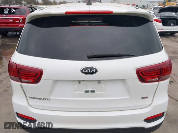 2019 Kia Sorento L with VIN 5XYPG4A38KG555012, listed as a IAAI auction lot 41772285 with 111,685 mi miles. Bid and sale history available at carsss.com. Image 16.