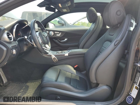 2019 Mercedes-Benz C 300 z VIN WDDWJ8EBXKF776237, wystawiony jako Copart lot #62342065 z przebiegiem 55 031 mil mil oraz Szkoda całkowita • Salvage title. Historia ofert i sprzedaży dostępna na DreamBid. Obrazek 7.